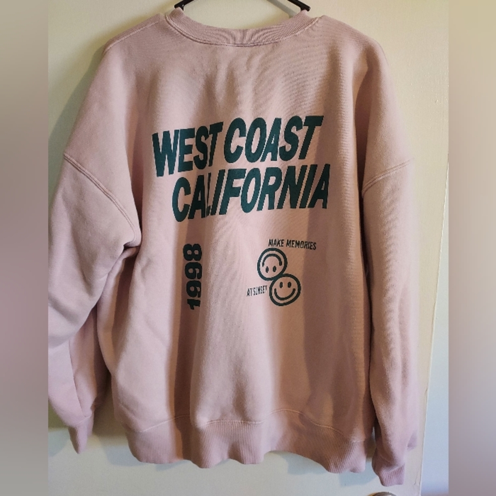 Womens Oversized Graphic Sweatshirt
